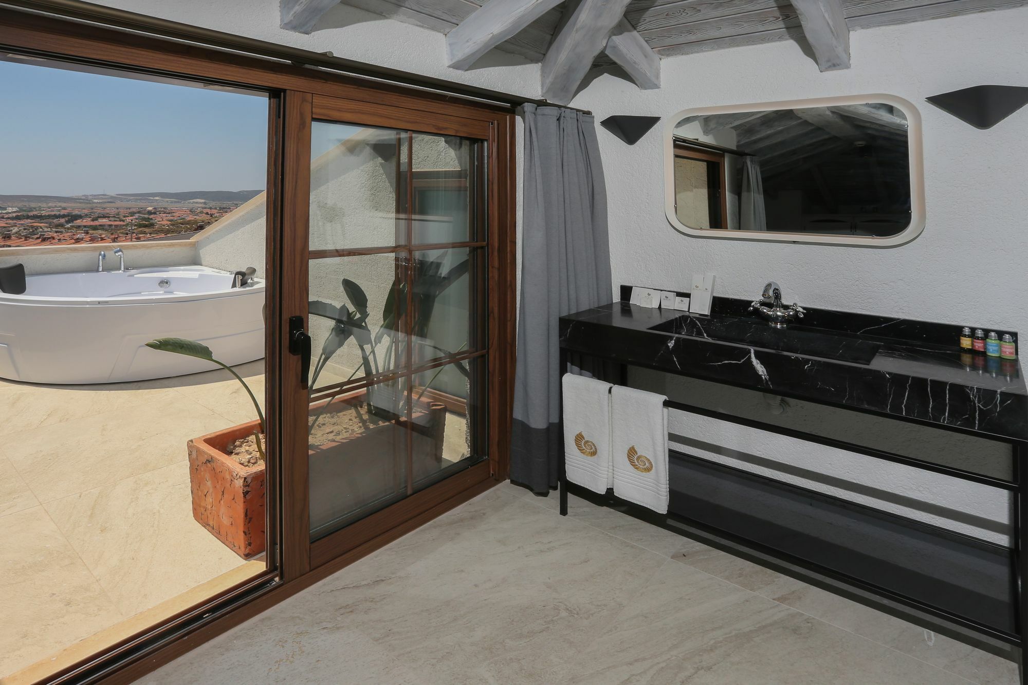 Avalon Boutique Hotel & Suites ألاتشاتي المظهر الخارجي الصورة